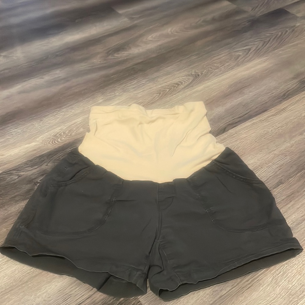 Motherhood maternity navy blue shorts. Size small.